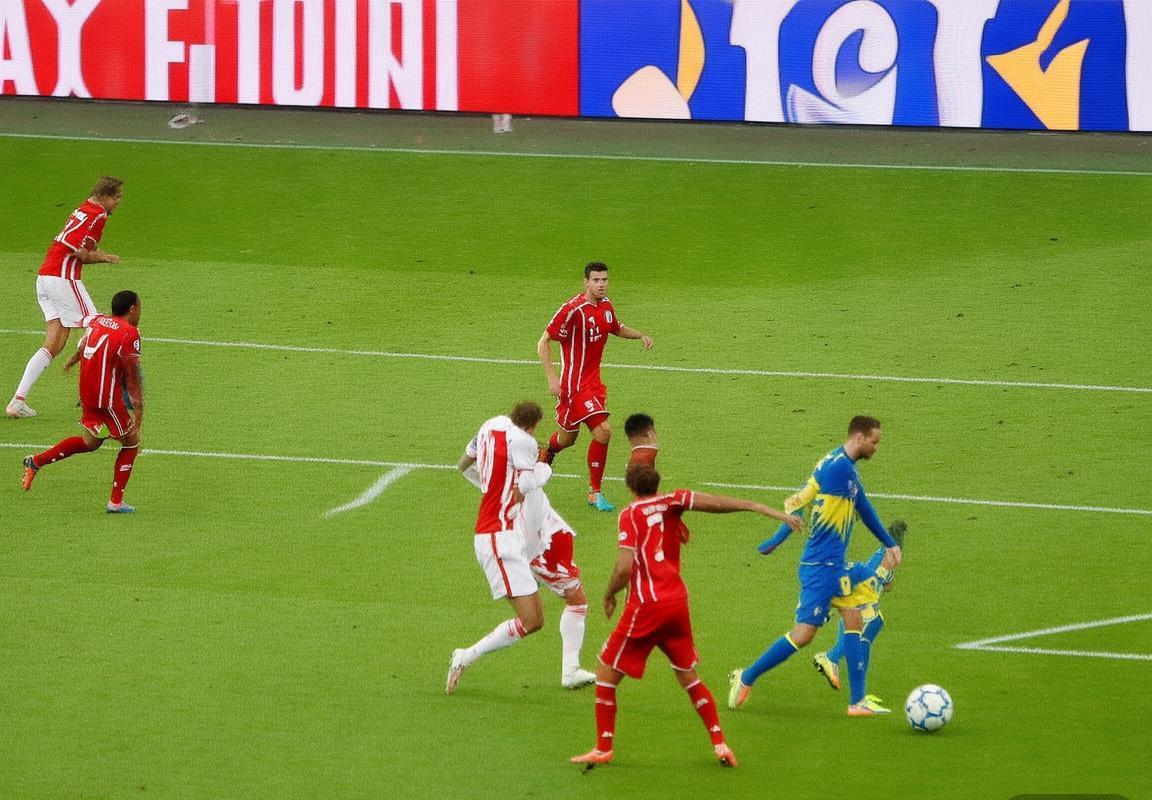 德甲巅峰对决：拜仁慕尼黑VS美因茨精彩回顾与战术解析